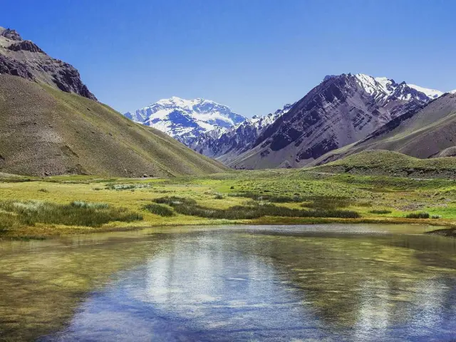 Scenic Mendoza’s High-mountain Ride and The Stone Sentinel (private tour) — Mendoza