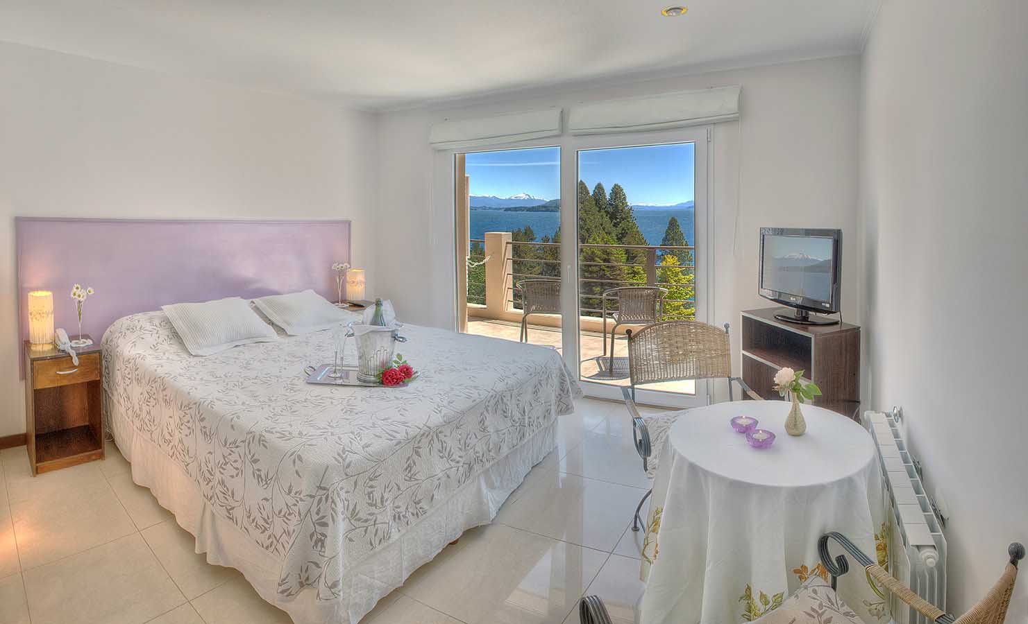 Room with view to the Nahuel Huapi Lake