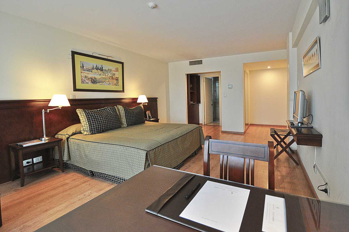 Deluxe category room