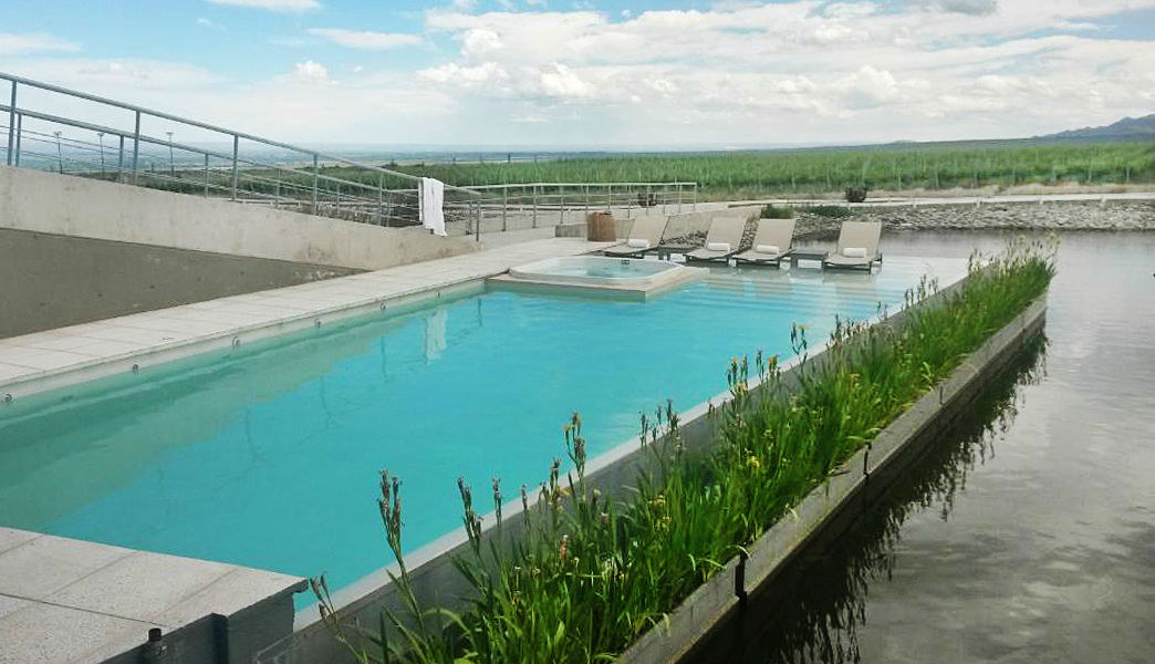 The outdoors pool