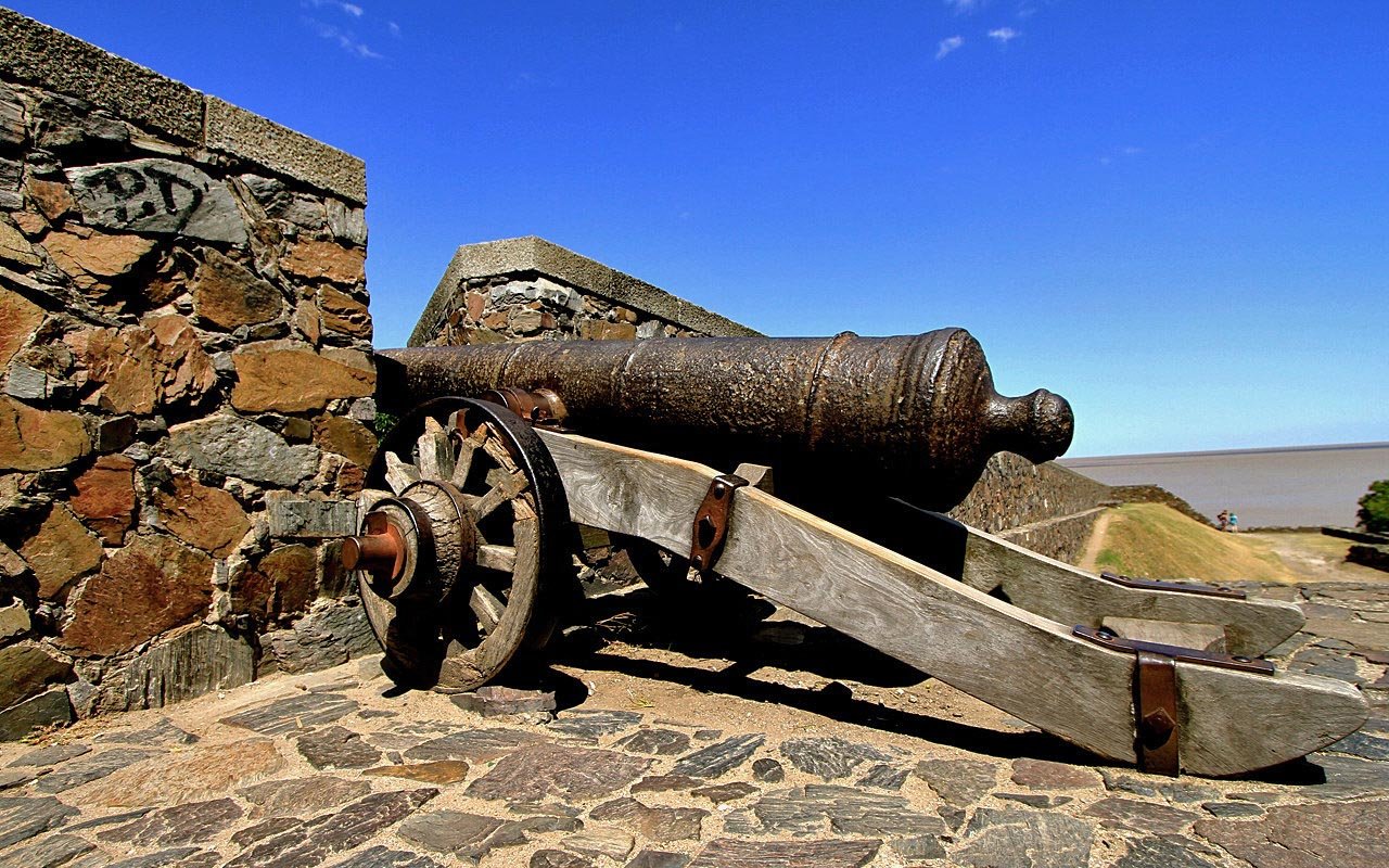 This once colonial town was the setting of many battles