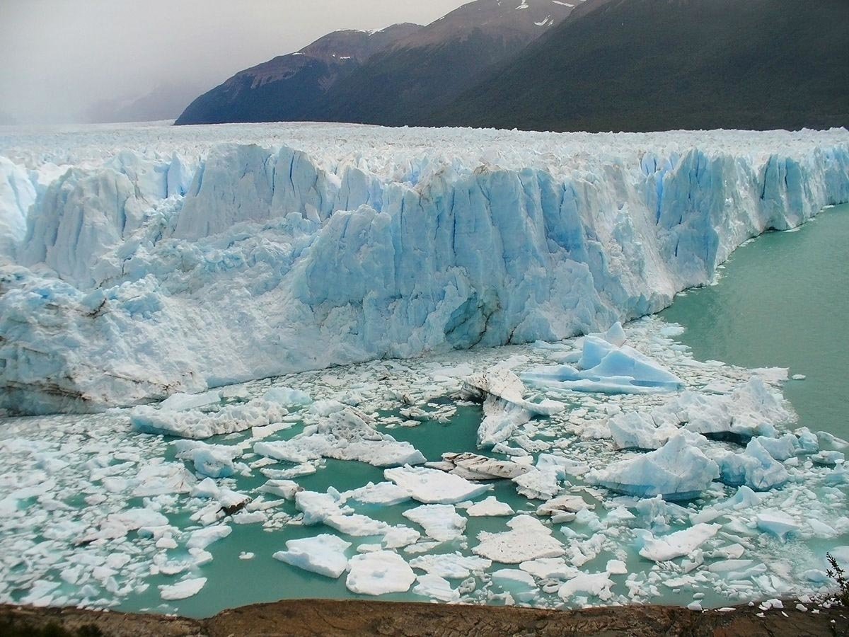 The Icebergs Channel, in front of the Perito Moreno Glacier