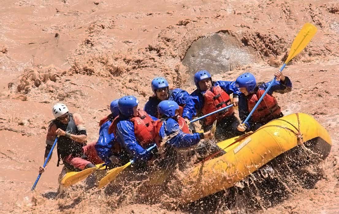 Get ready for a thrilling day of whitewater rapids on the Mendoza River