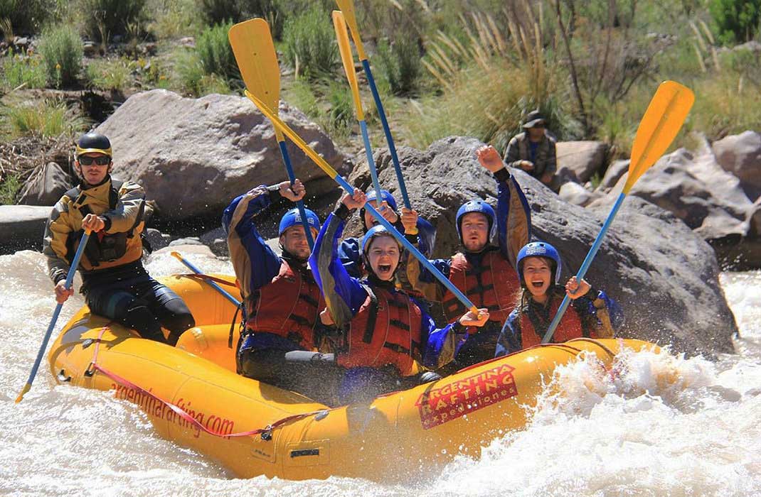 Always accompanied by a trained guide, conquer the foamy rapids![1]