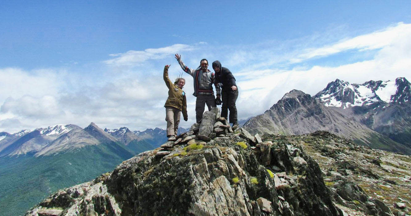 [1]The victory of reaching the summit