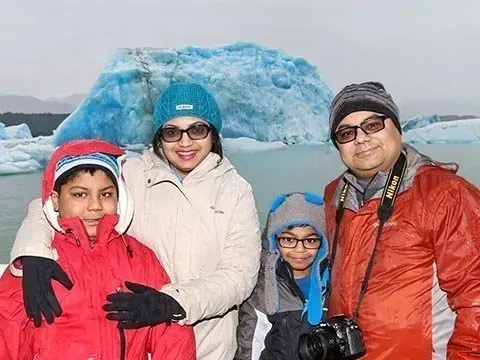 Kundan Sen & Soma Das on their trip