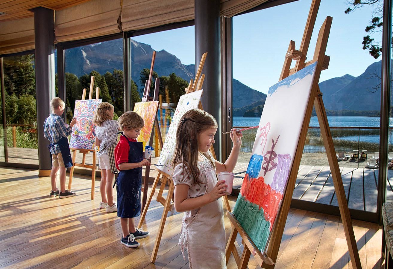 Daily activities are planned at the Kids’s Club