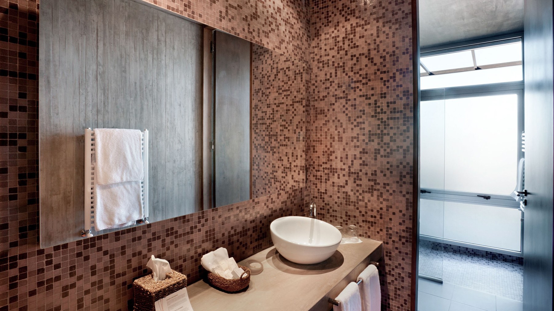 Classic room bathroom